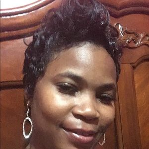 Meet your Posher, Dannetta